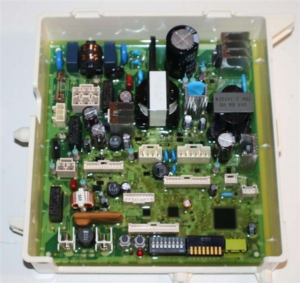 Rinnai OEM 104000233 PC Board Kit (with pump logic) Compatible with Rinnai Tankless & Heaters