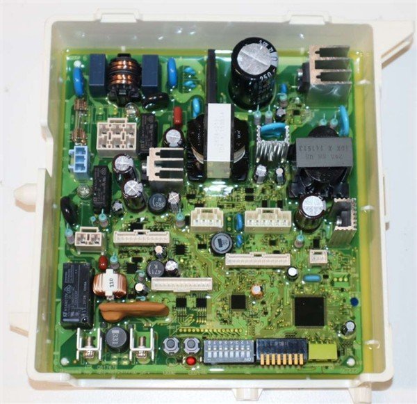 Rinnai OEM 105000204 PCB Compatible with Rinnai Tankless & Heaters